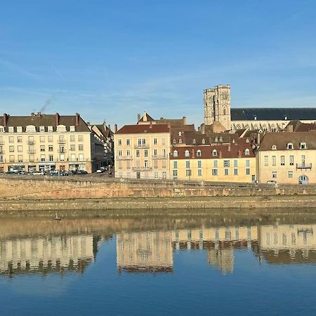 Appartement Avec Magnifique Vue Sur La Saone Et Son Balcon Chalon-sur-Saone Exterior photo