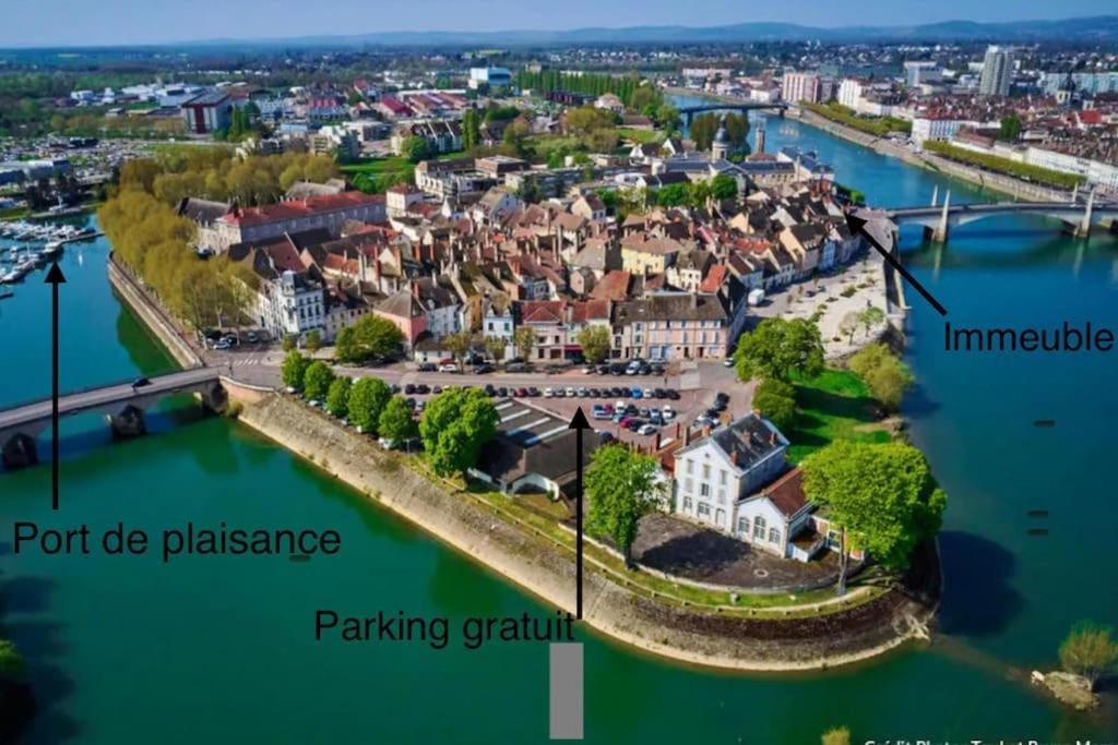 Appartement Avec Magnifique Vue Sur La Saone Et Son Balcon Chalon-sur-Saone Exterior photo